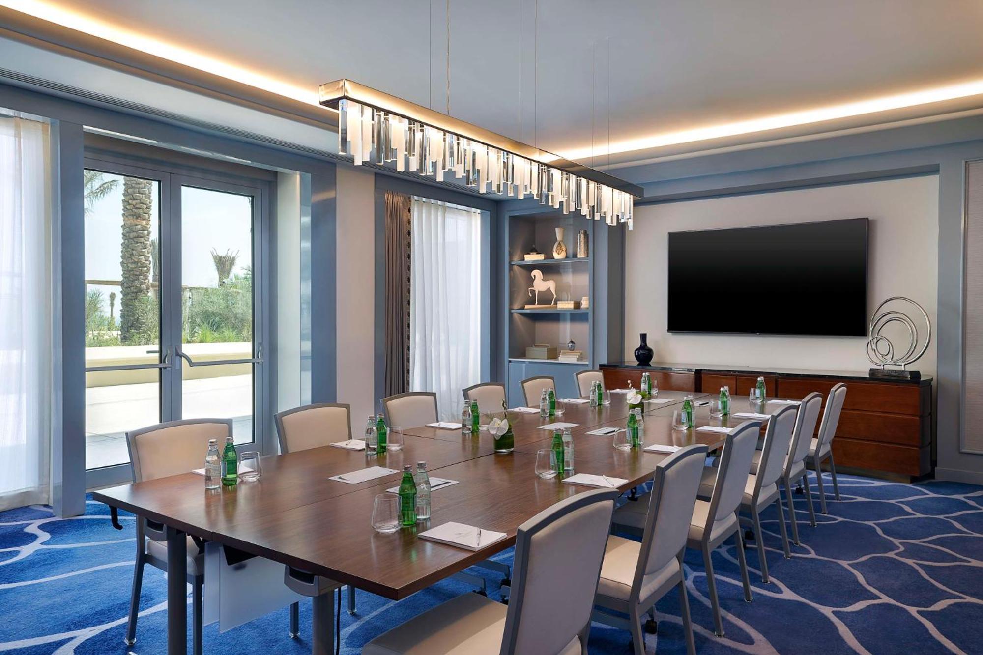 Waldorf Astoria Doha Lusail ภายนอก รูปภาพ Boardroom
