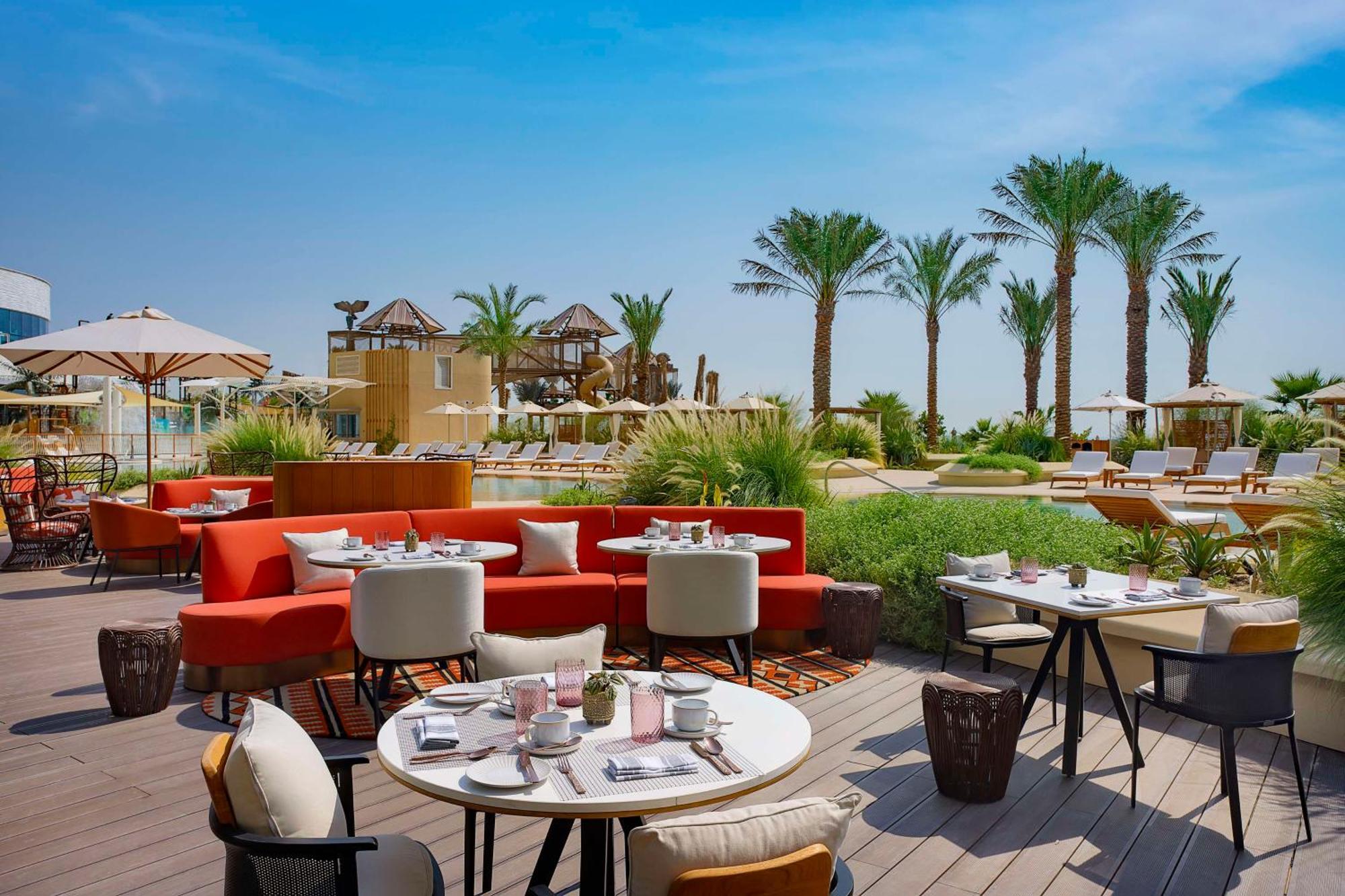 Waldorf Astoria Doha Lusail ภายนอก รูปภาพ The Deck
